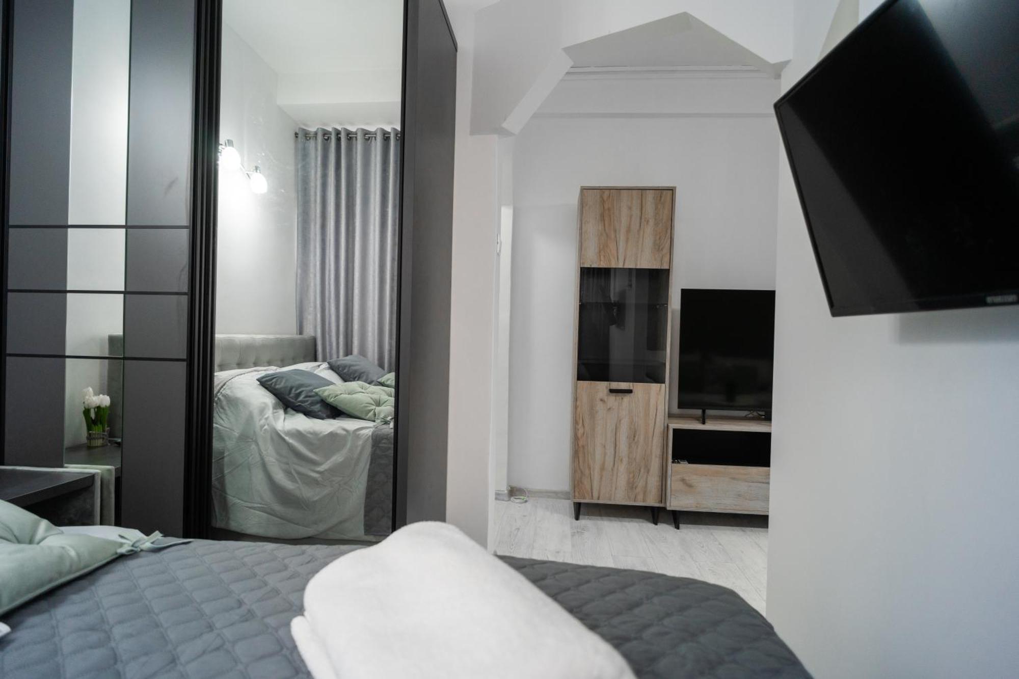 Ultra Central Cozy Apartment Schitu - Cismigiu Park Bukarest Kültér fotó