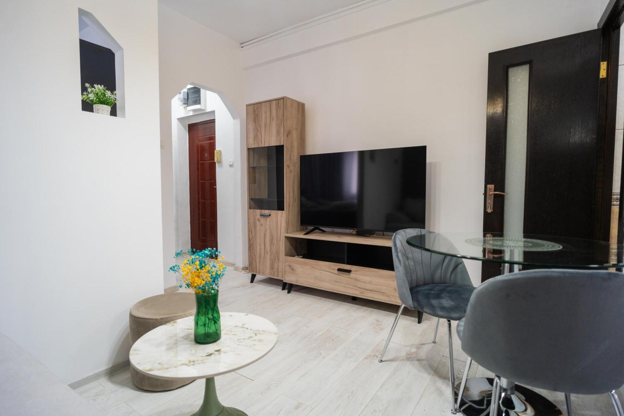 Ultra Central Cozy Apartment Schitu - Cismigiu Park Bukarest Kültér fotó